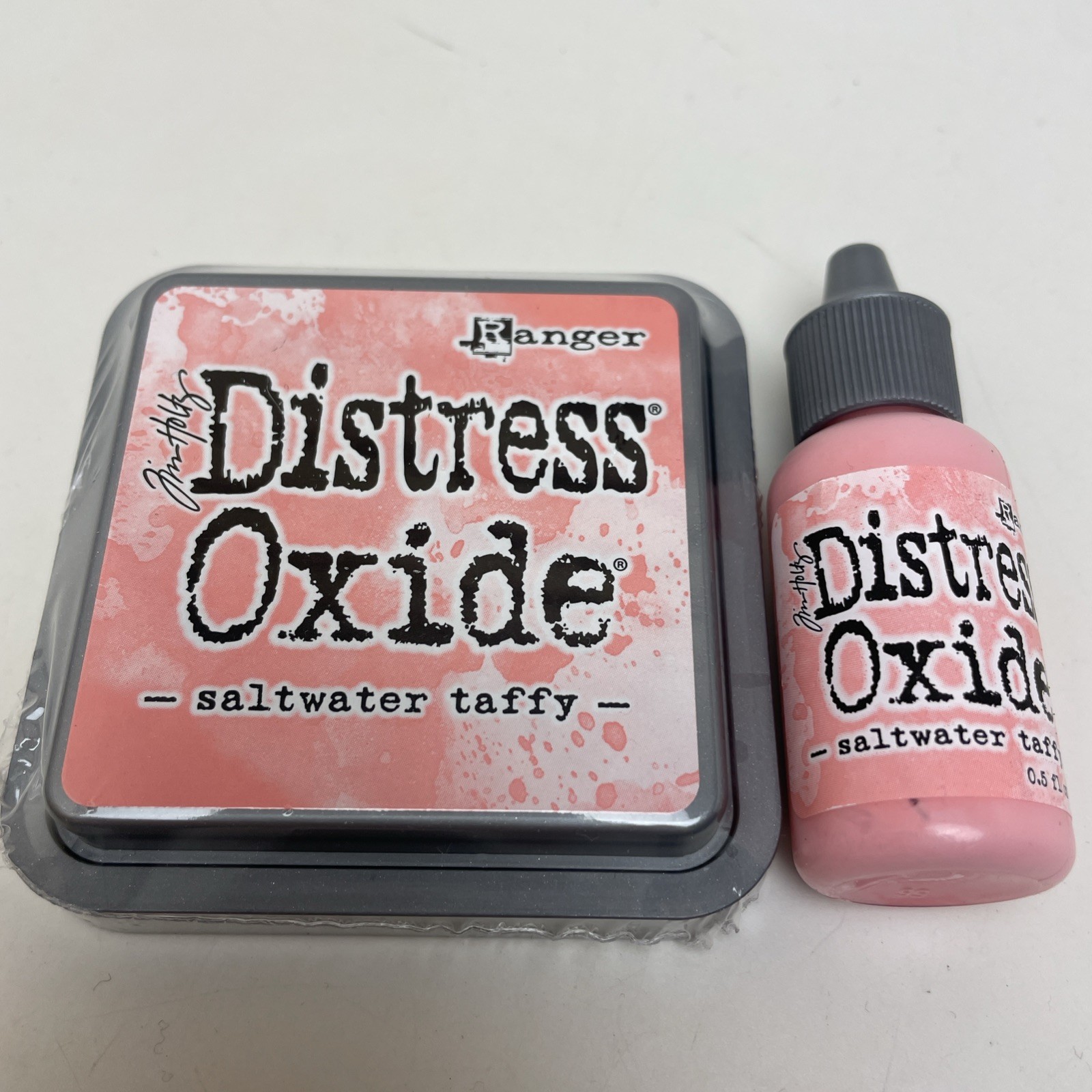 Tim Holtz Distress Oxides Ink Pad & Reinker, Saltwater Taffy