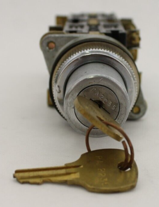 GE 164C5274P065 Selector Switch