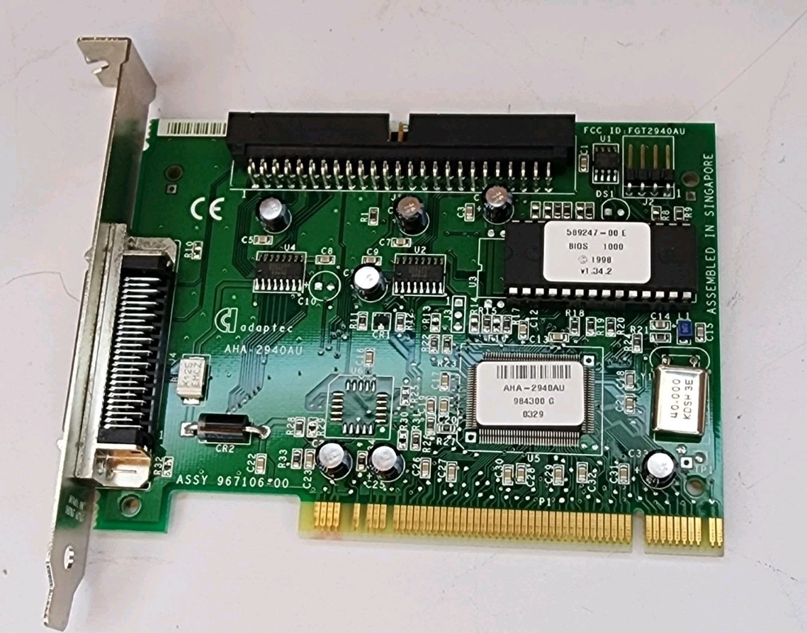 Adaptec AHA-2940AU PCI SCSI Controller Card 967106-00 High Profile