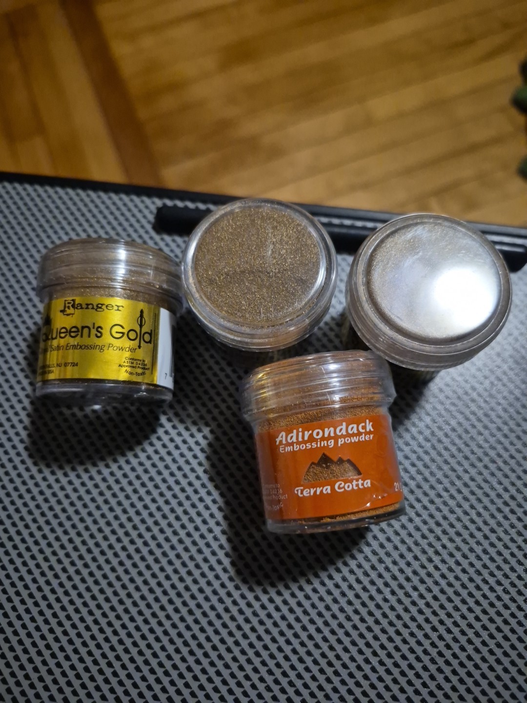 Lot 4  Ranger Embossing Powder Tanzanite Spice Marmalade Bridal Snowflake Tinsel