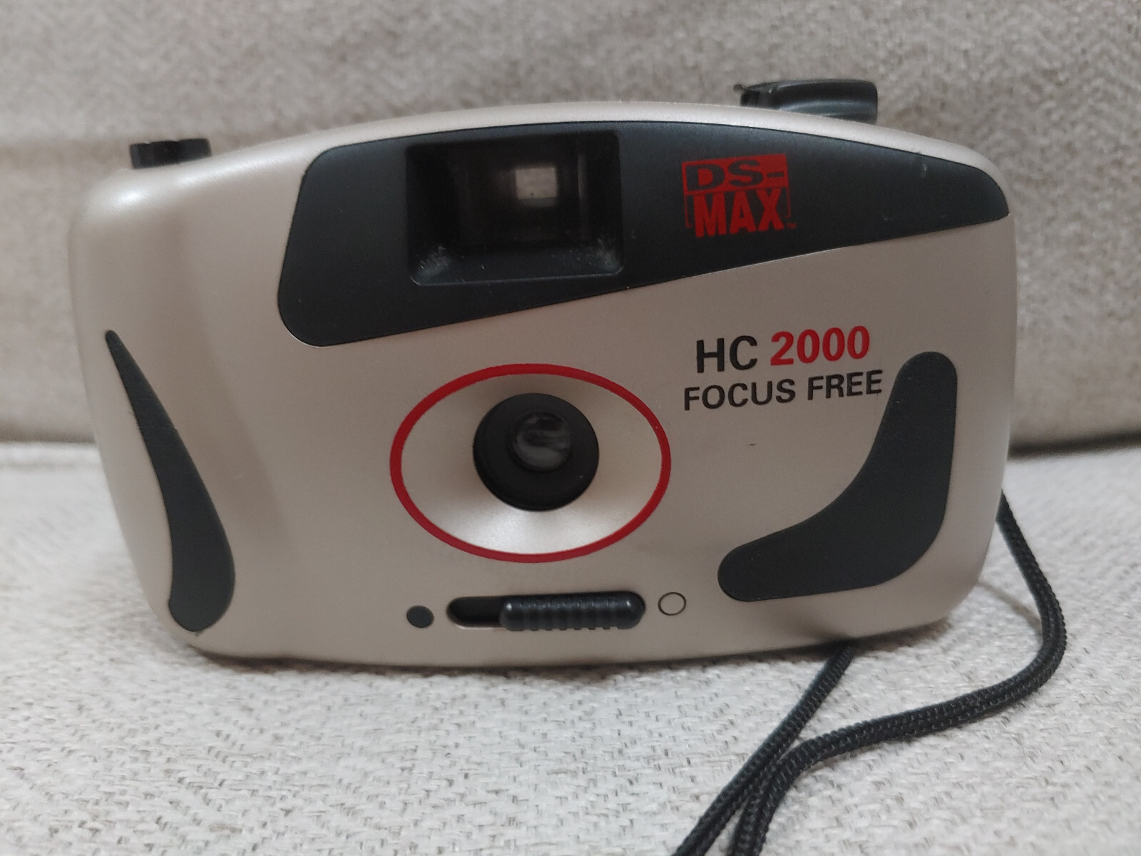 Camera, vintage DS Max HC 2000 Focus Free 35 mm (tested WORKING)