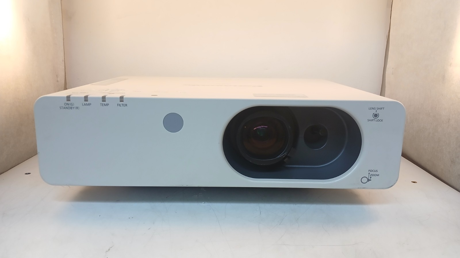 PanaSonic FW 430 WXGA (PT-FW430) 3,715 LAMP HOURS *WORKING* *READ*