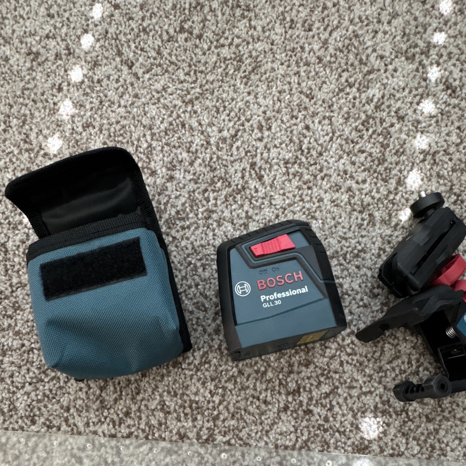 Bosch GLL 30 Self-Leveling Cross-Line Laser Level w/ Pouch, Black/Blue/Red