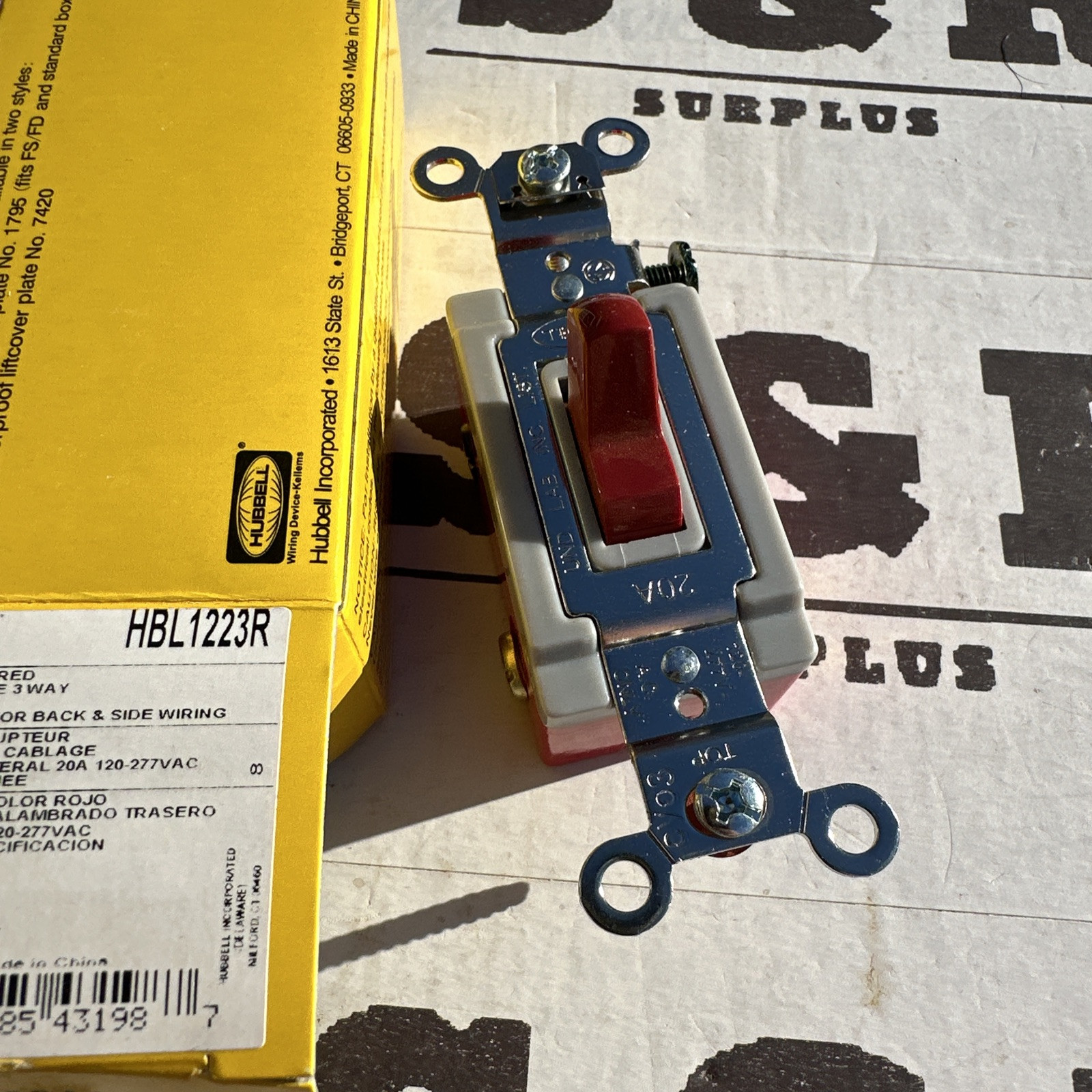 Hubbell HBL1223R 3 Way, Toggle Switch, Red