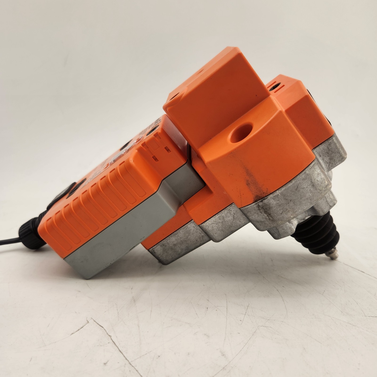 BELIMO AVKX24-MFT Valve Actuator | Pre-Owned, Untested