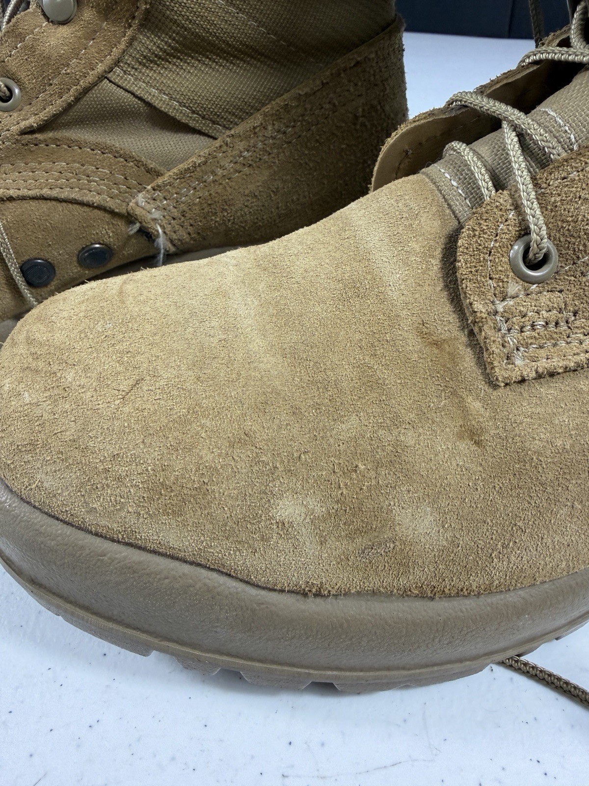 Belleville AHWC 07.0 W Tan Suede Combat Boots Mens 7 Wide Military Tactical