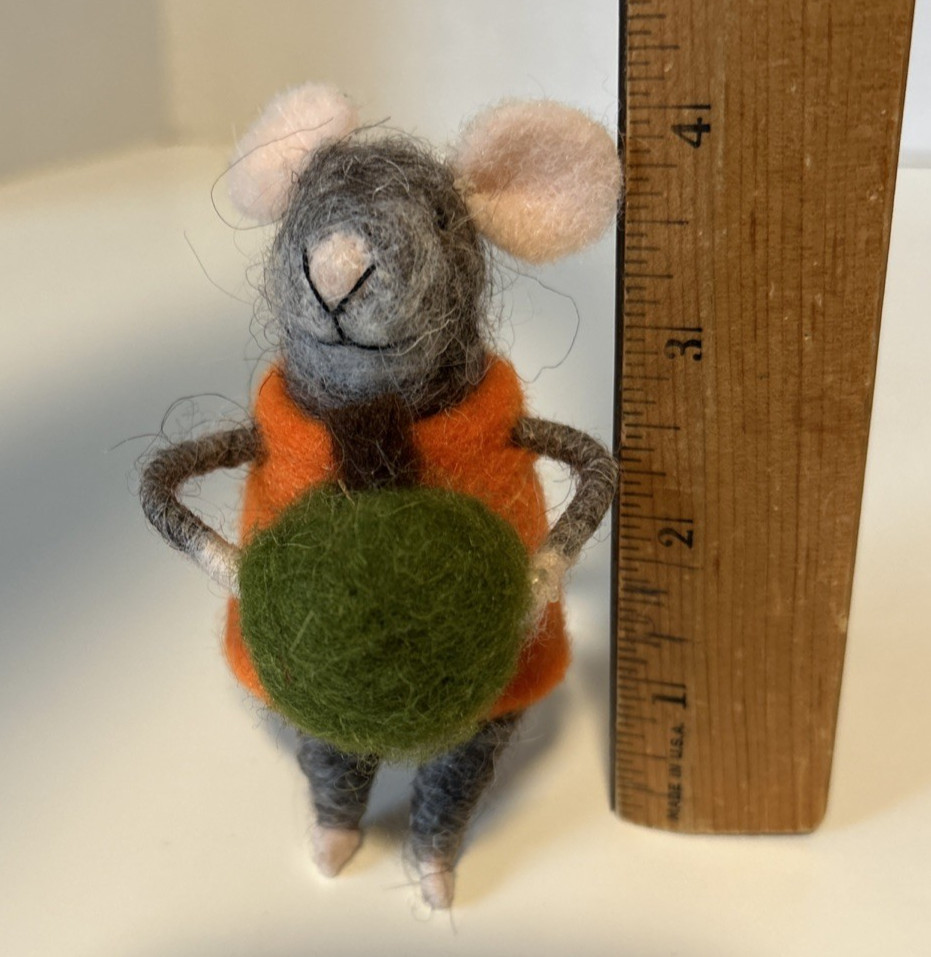 Felted Wool Mouse with Green Apple 4" Tall - Country Decor