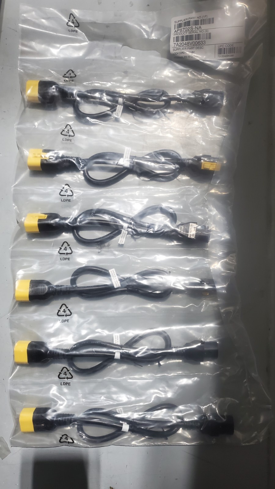 *LOT OF 6* AP8702S-NA LOCKING POWER CORD KIT 0.6M  Rack Power Cord