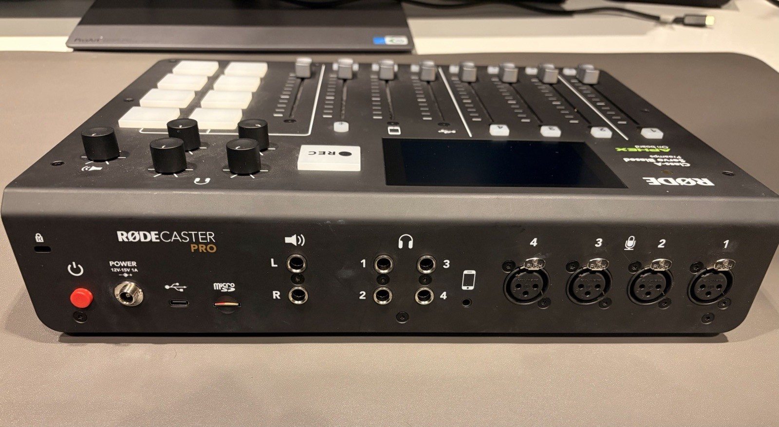 Rode Rodecaster Pro Podcast Production Studio