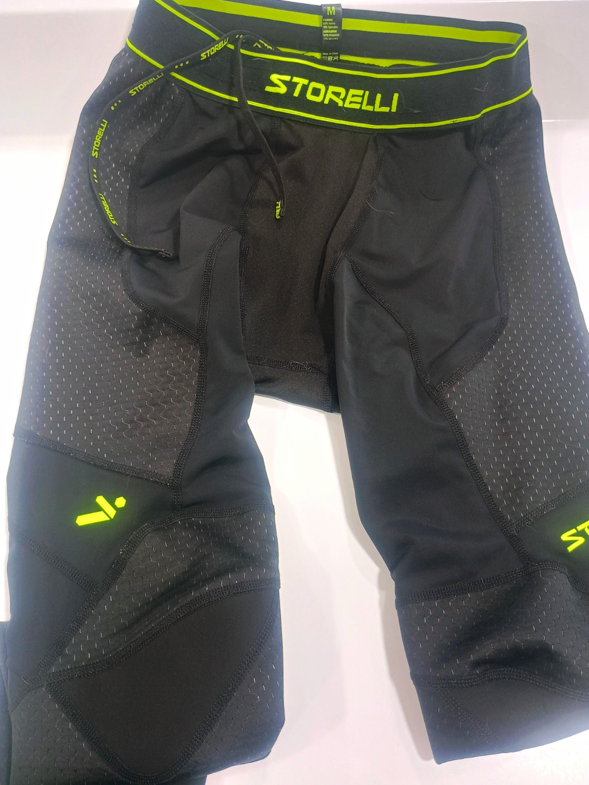 Storelli BodyShield Padded Goalkeeper Soccer Shorts Size M Black/Green
