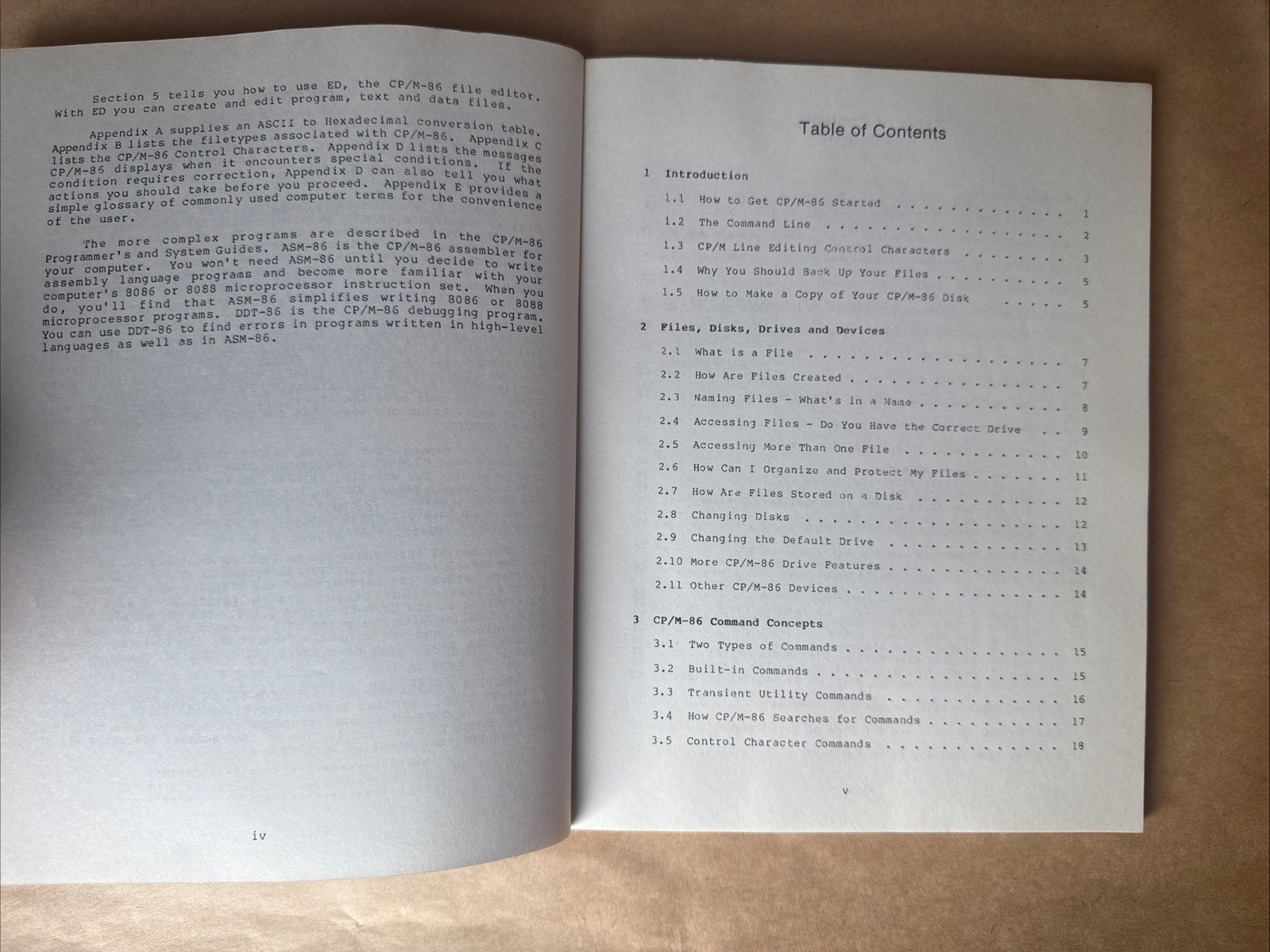 * CP/M 86 Operating Manual 1981 1st Printing. F