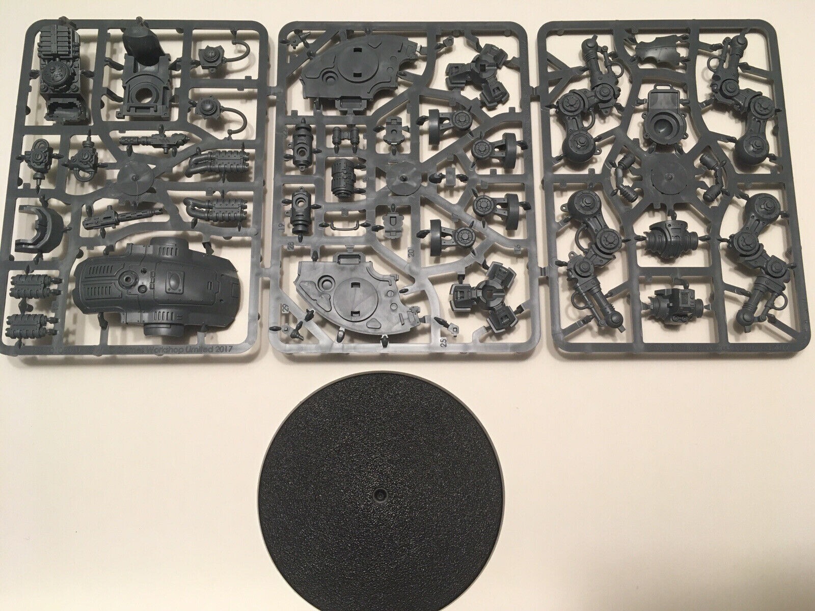 Armiger Chassis Sprues Warhammer 40k Imperial Chaos Knight Body & Legs Bits