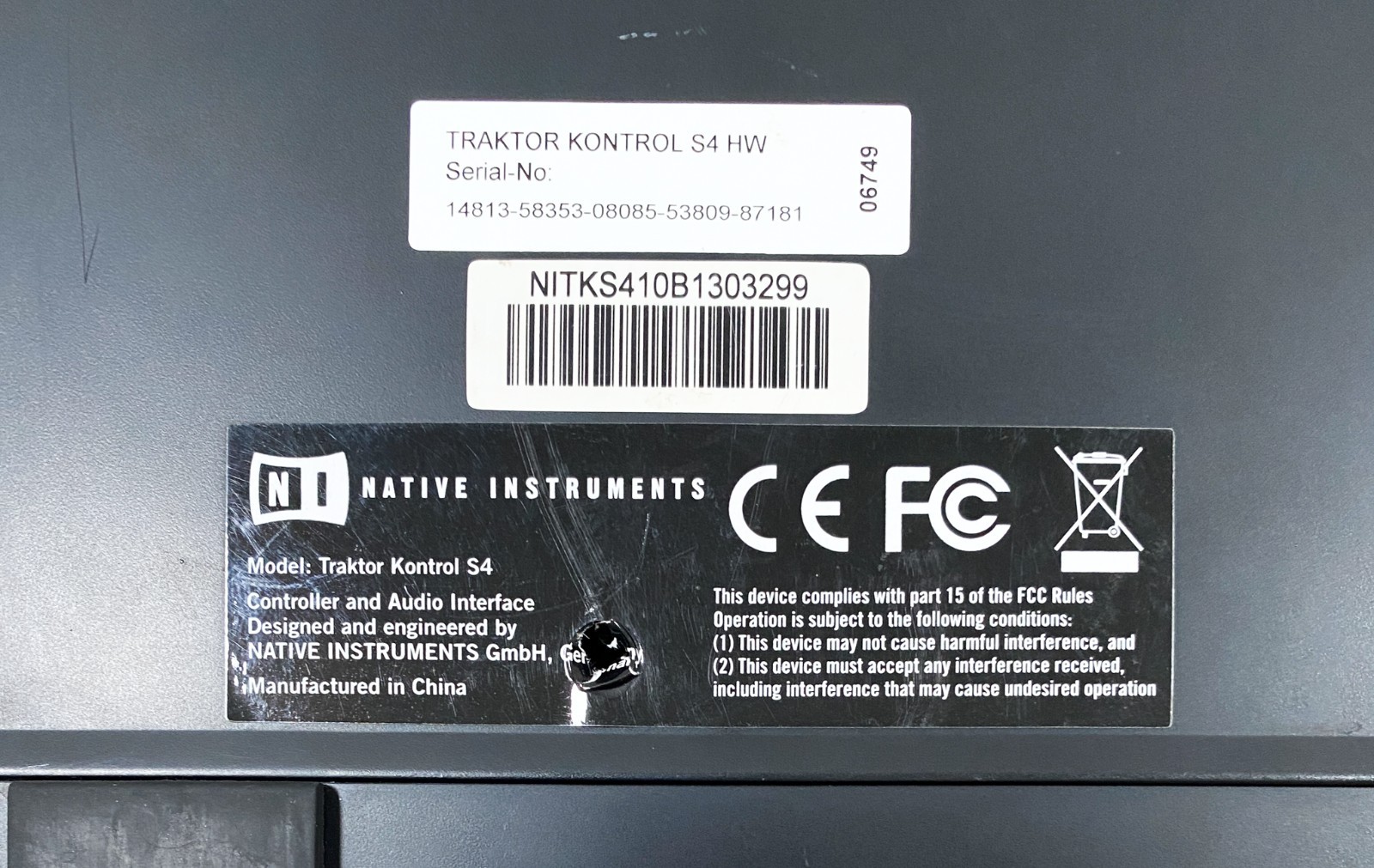 Native Instruments Traktor Kontrol TS4 MK1 DJ Controller w/AC Adapter & PC Cable