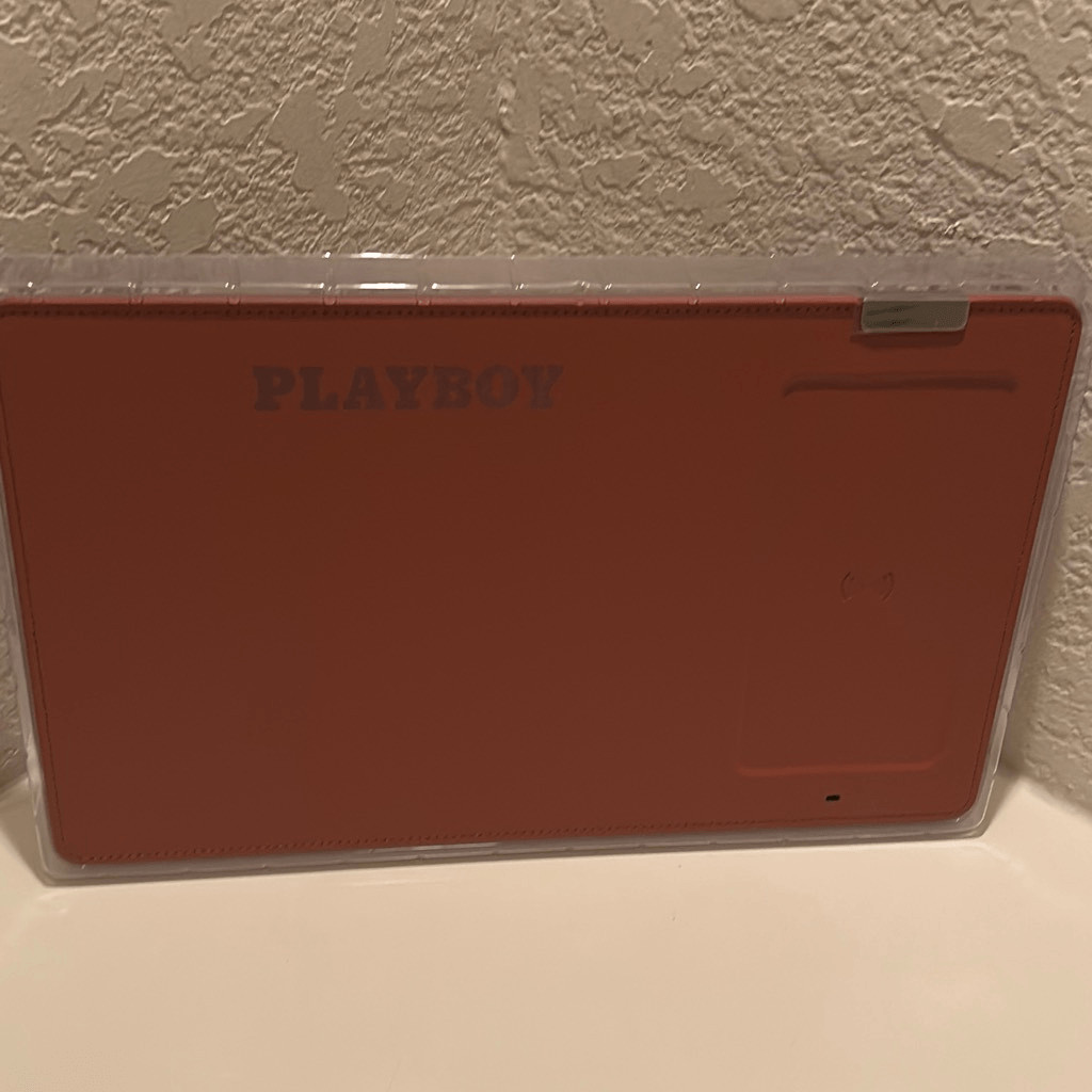 Playboy Bunny Easton Wireless Charging Mouse Pad Brown Faux Leather Home Office