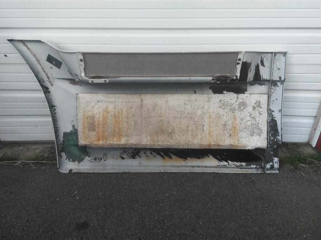 For 2016 FREIGHTLINER CASCADIA 125 SIDE FAIRING Right , WA