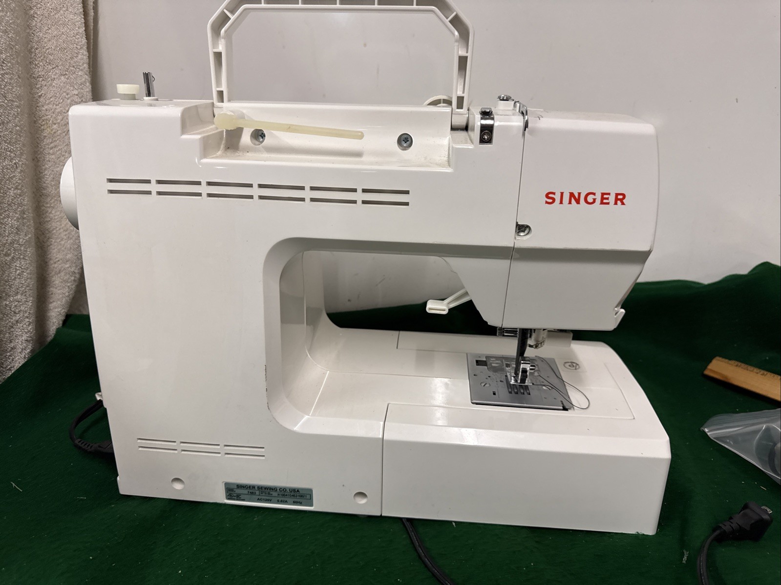 Singer Confidence 7463 Easy Stitch Selection Computerised Sewing Machine Works