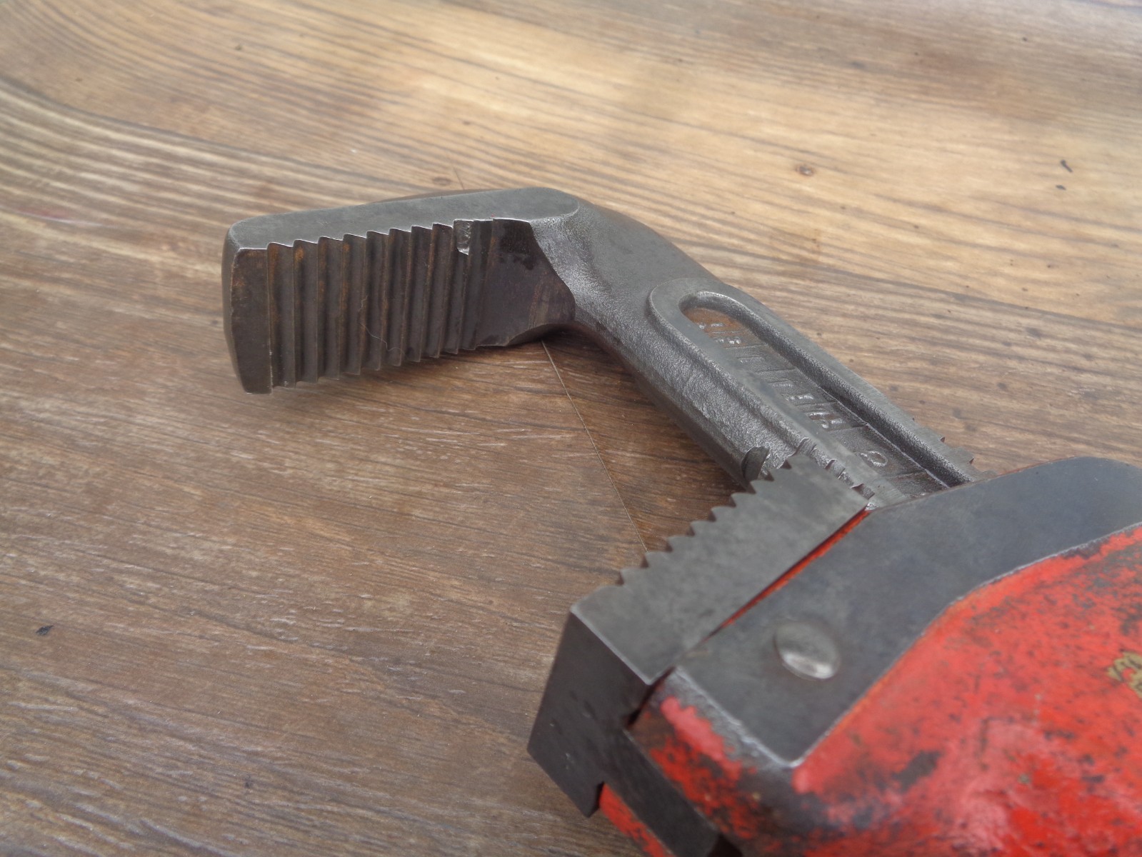RIDGID E18 Heavy Duty 18" Steel Offset Pipe Wrench