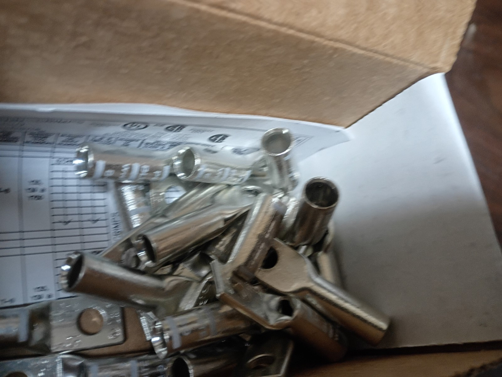PENN-UNION BLU-3S1 1-HOLE CRIMP LUG 3 AWG STRANDED NEW BOX OF 25 EACH