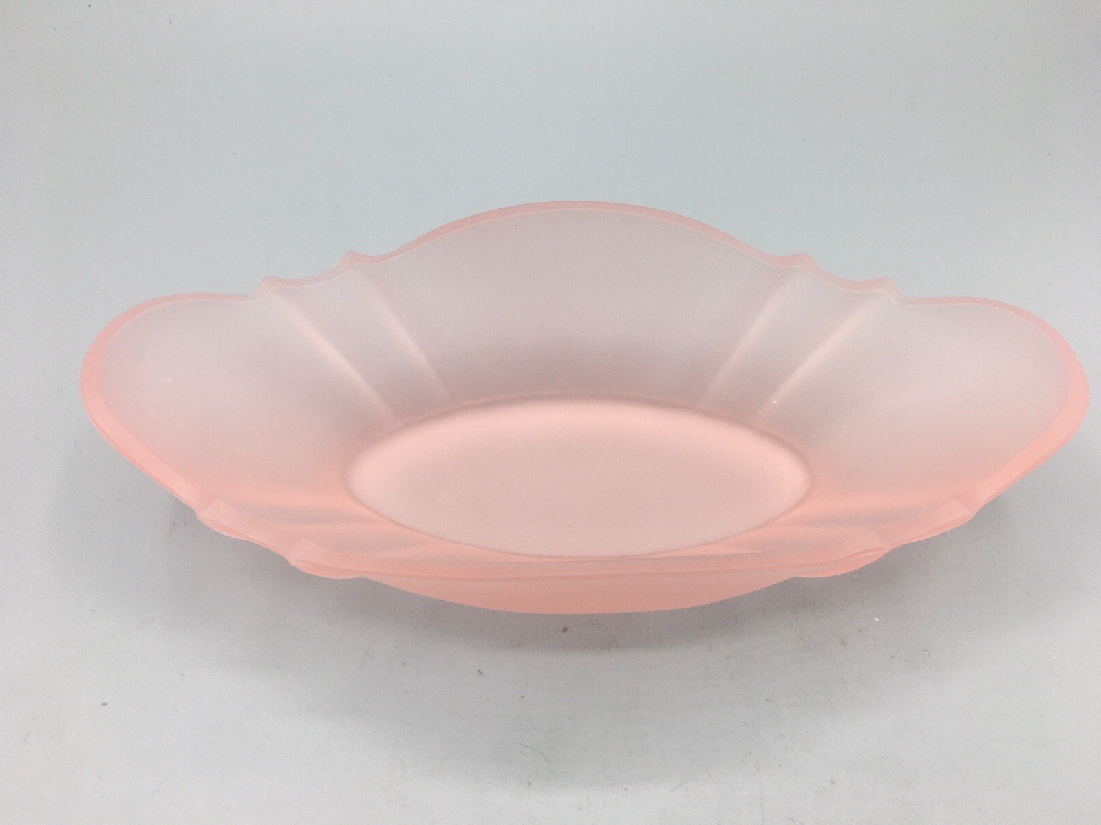 Pink Satin Glass Oval Dish Fluted Design Candy / Nut Dish 8.5"L x 4.5"W Vintage
