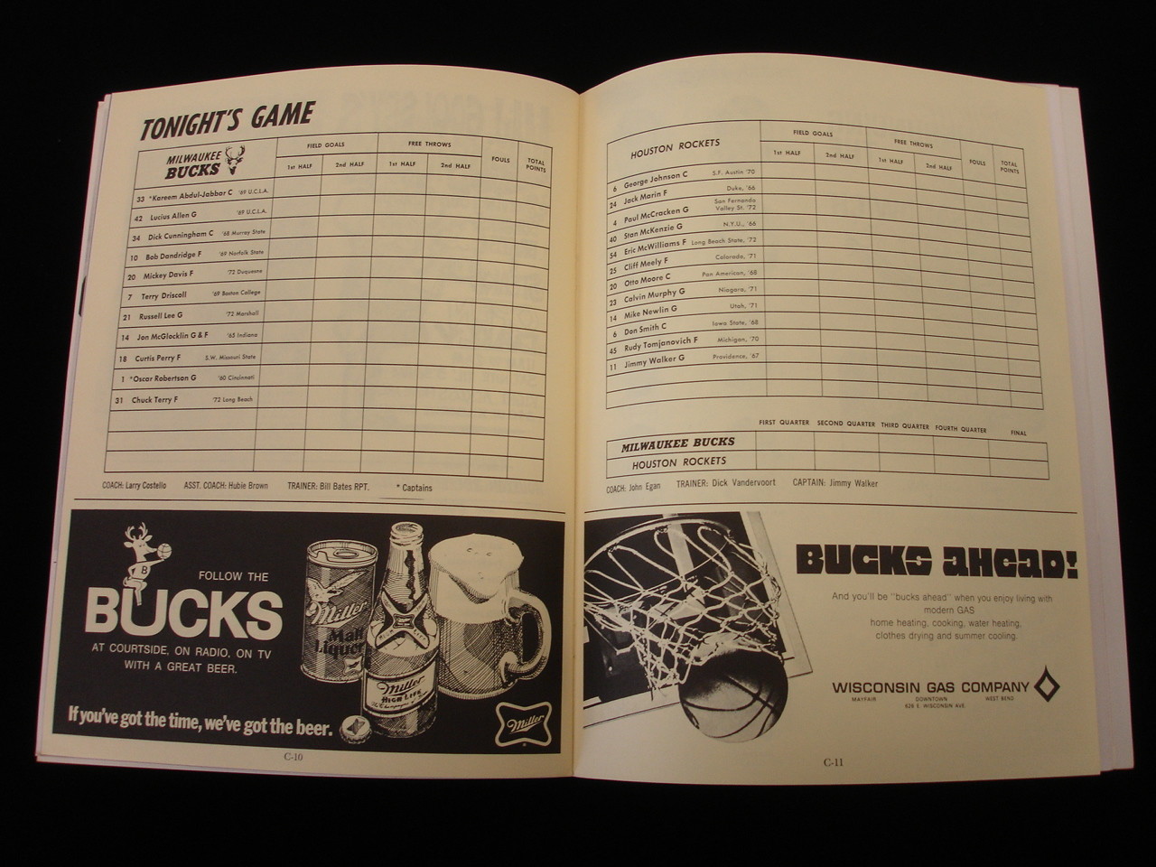 February 16, 1973 Houston Rockets @ Milwaukee Bucks NBA Program