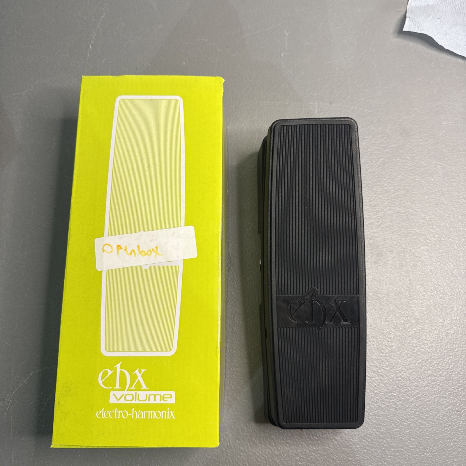 Electro-Harmonix Guitar Instrument Volume Pedal