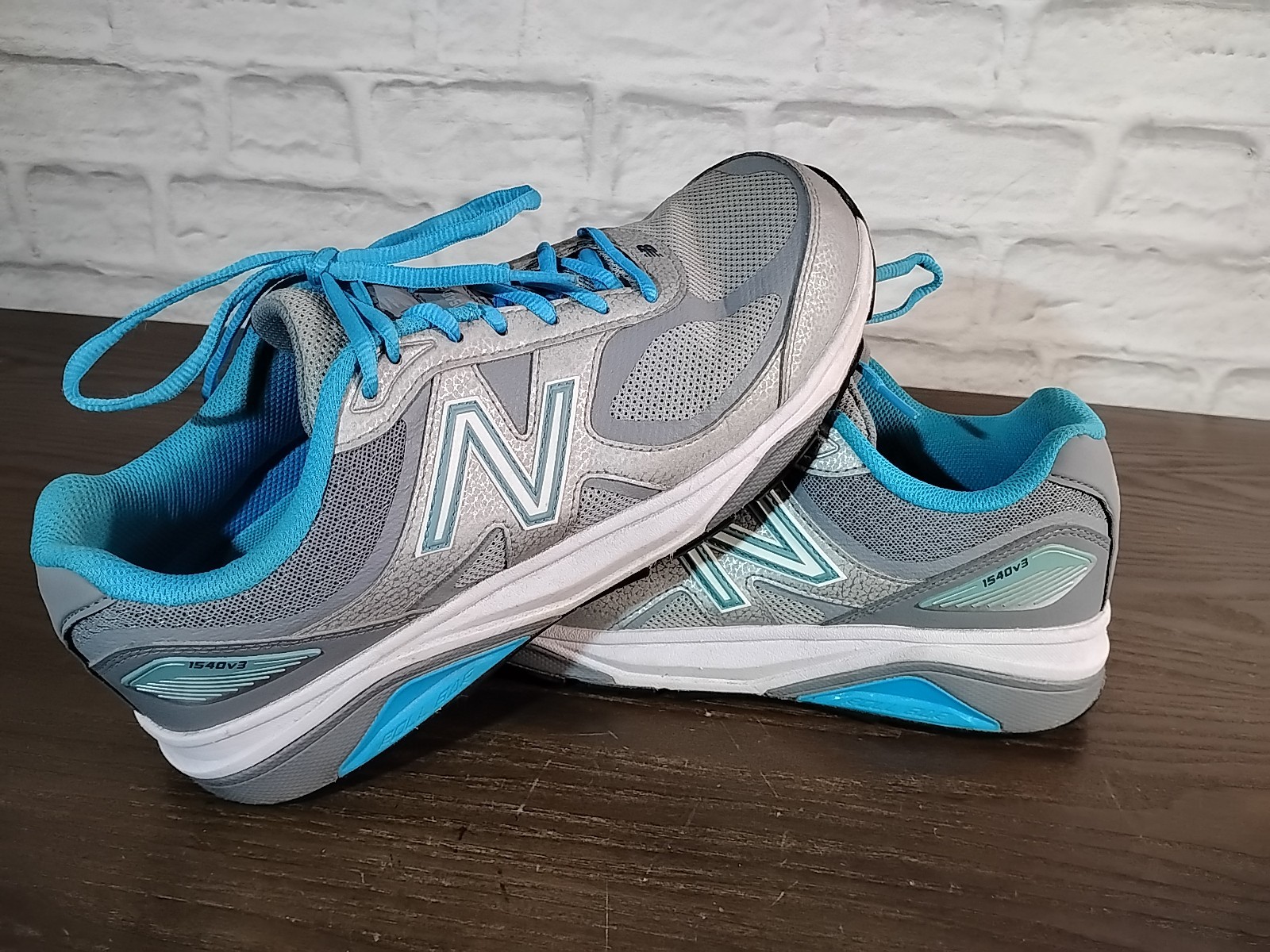 New Balance 1540v3 - Women's Size 11 Or Mens 9.5 Silver/Blue