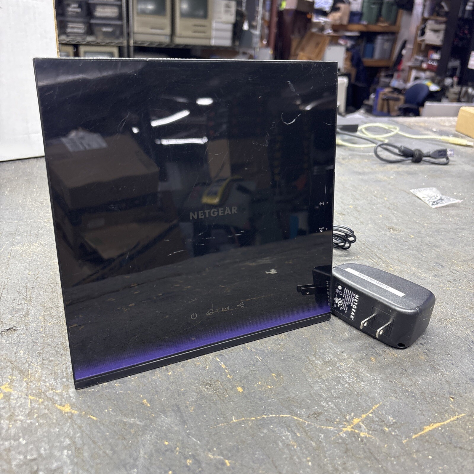 NETGEAR R6250 Smart WiFi Router AC1600 + Power Cord