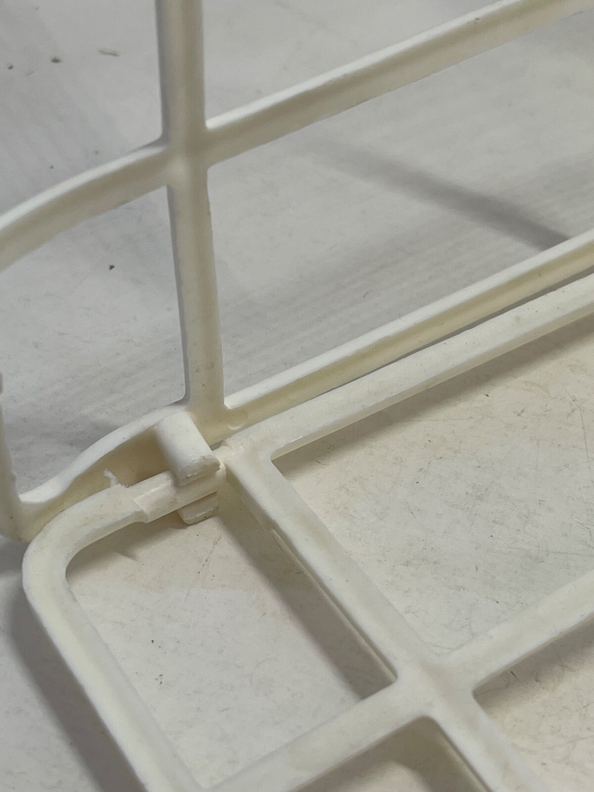 2-Piece Ball Cap Washer Frame - Plastic White