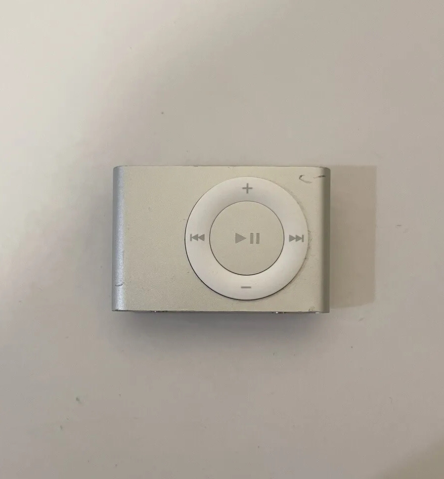 Apple iPod shuffle 2nd Generation Silver (1 GB) Works Great
