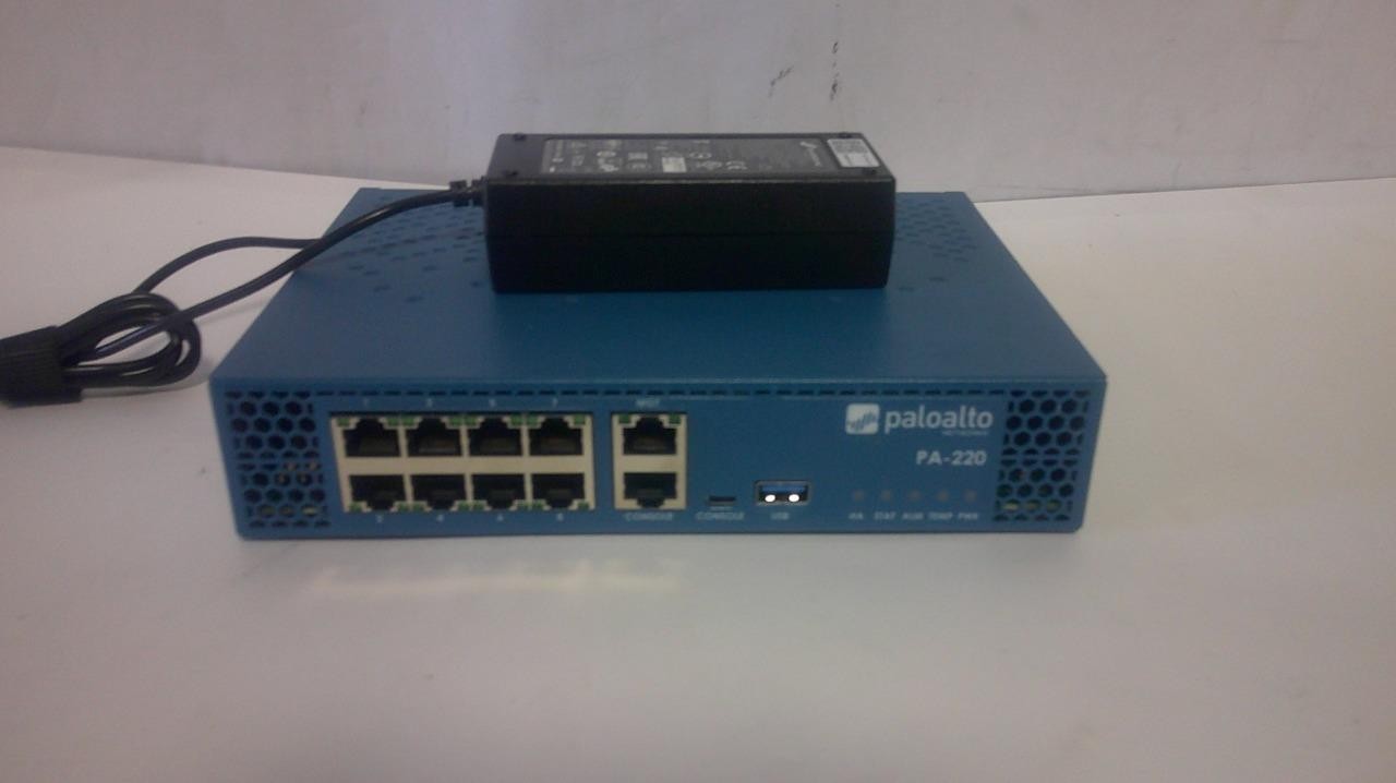 Palo Alto PA-220 Next-Gen Firewall 520-000309-00H w/ Power Adapter