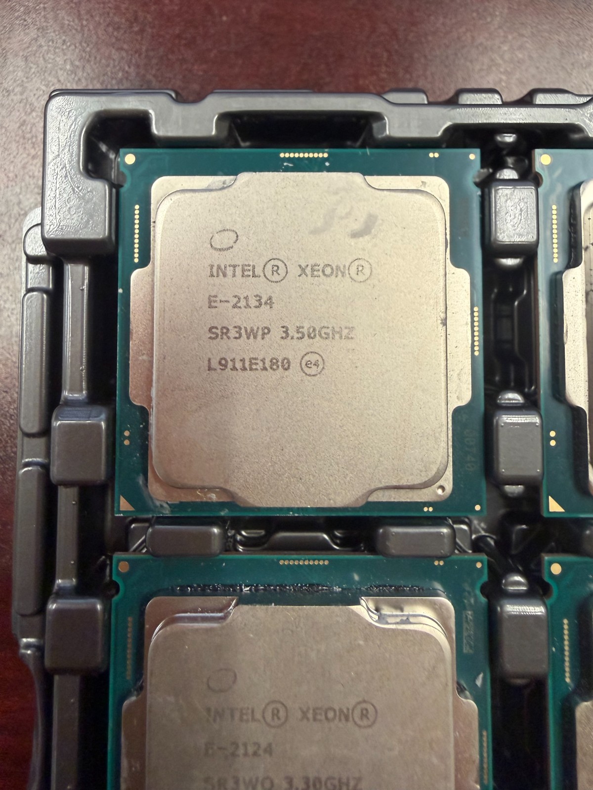 Intel Xeon E- 2144G 2224G 2234 2236 2226G  2186G 2146G CPU