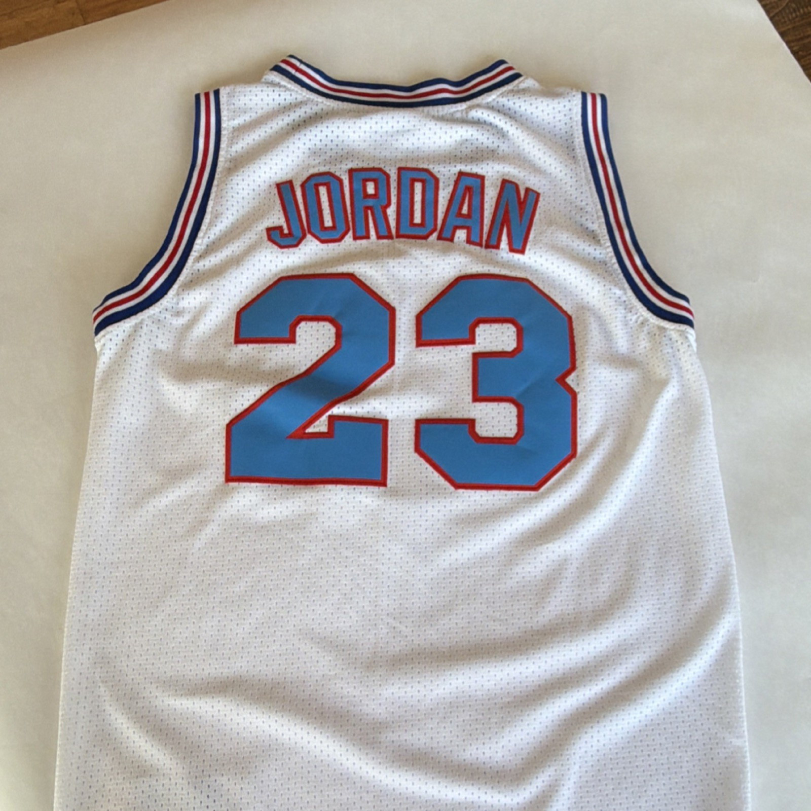 Champion Tune Squad Jordan 23 Sleeveless Basketball Jersey White Size M