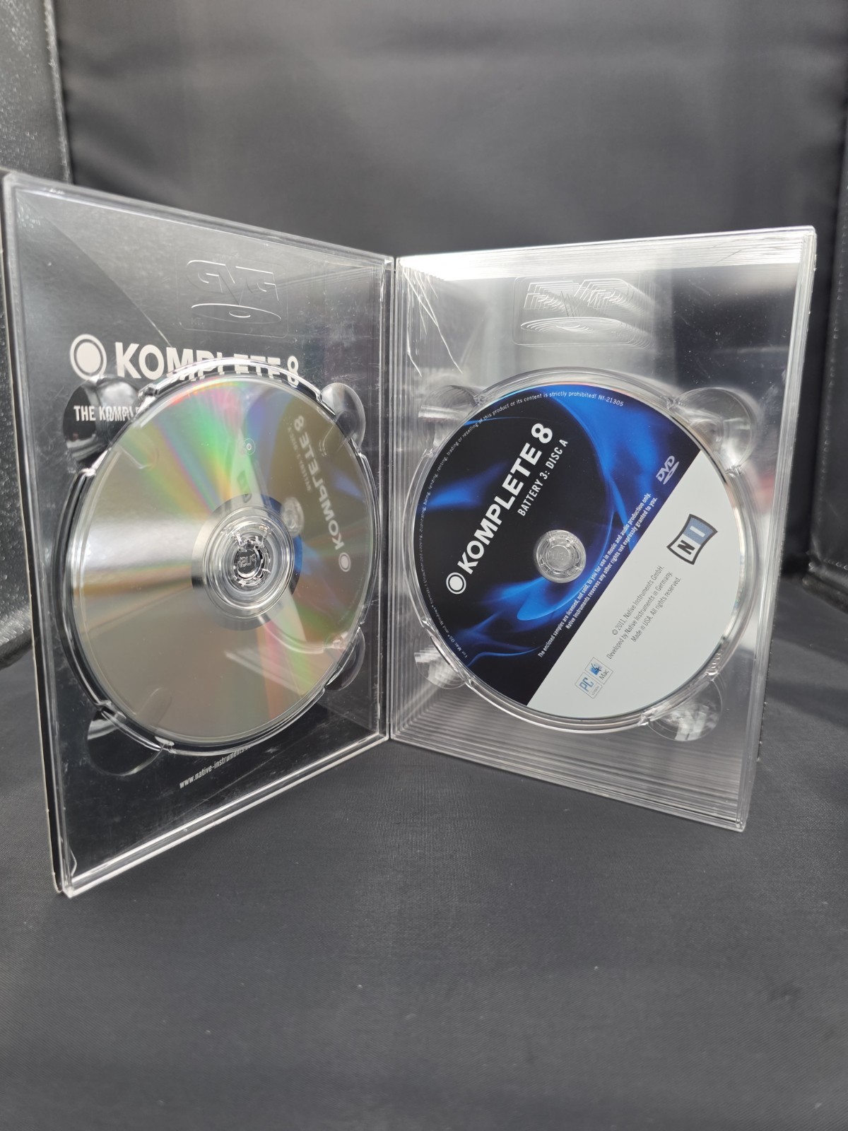 Native Instruments Komplete 8 (with Serial Number and all disks)