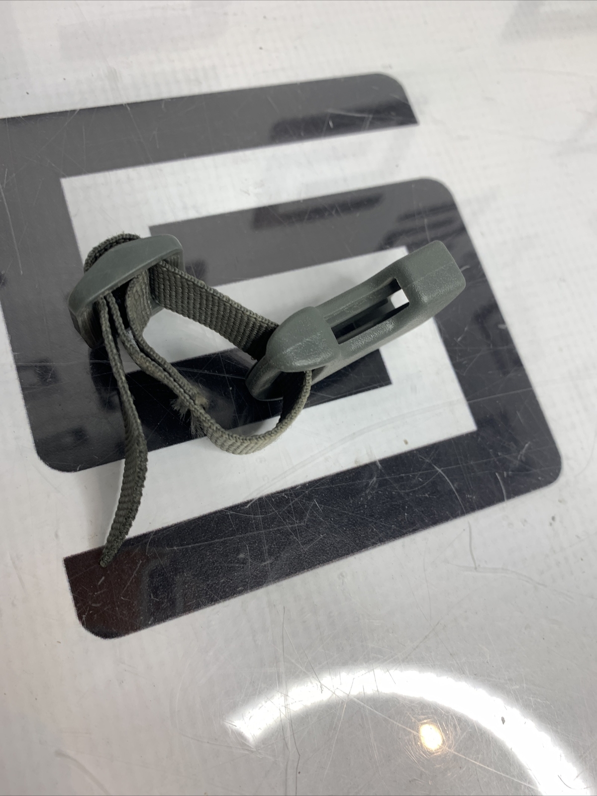 OEM Genuine USA Military Female Buckle Strap Clip Green for Molle II Rucksack