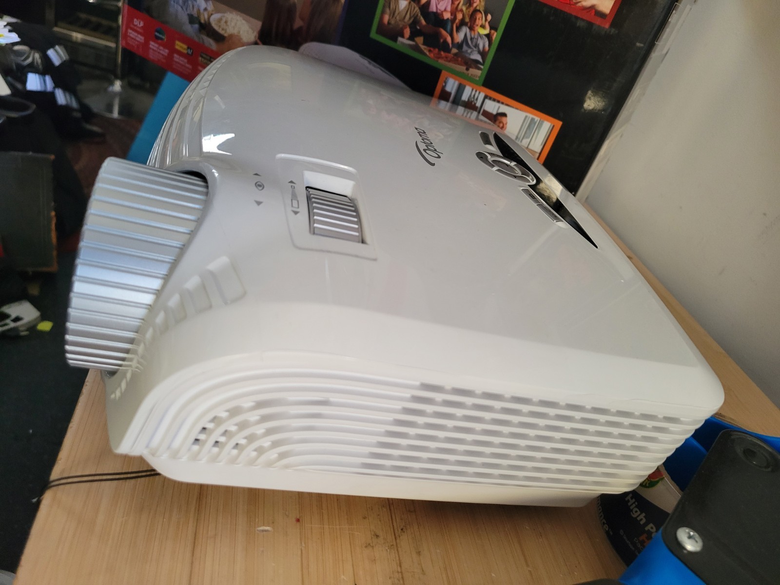 Optoma HD180 HD Projector