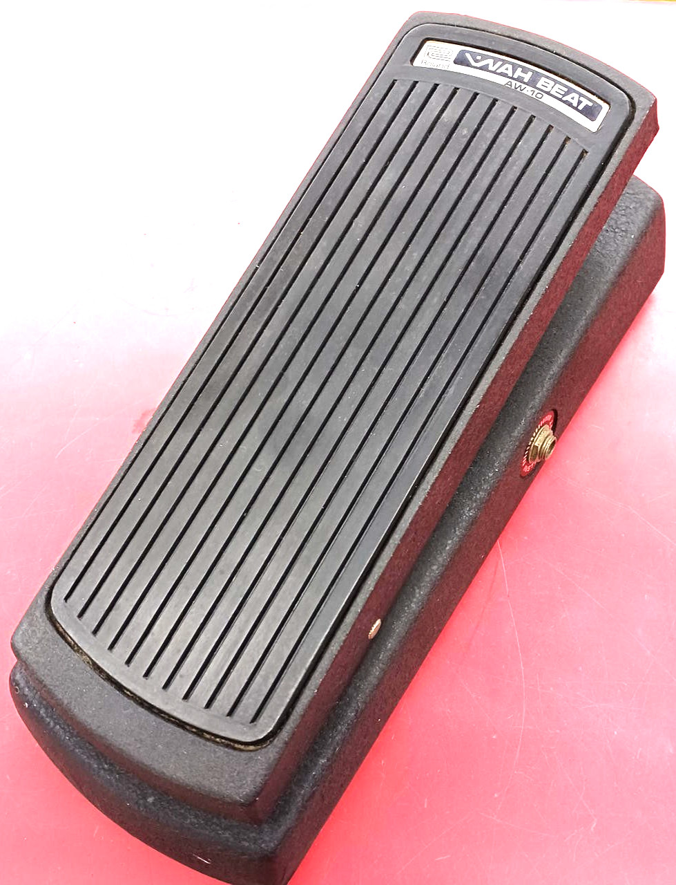 Roland Wah Beat Guitar Japan Vintage Pedal AW-10