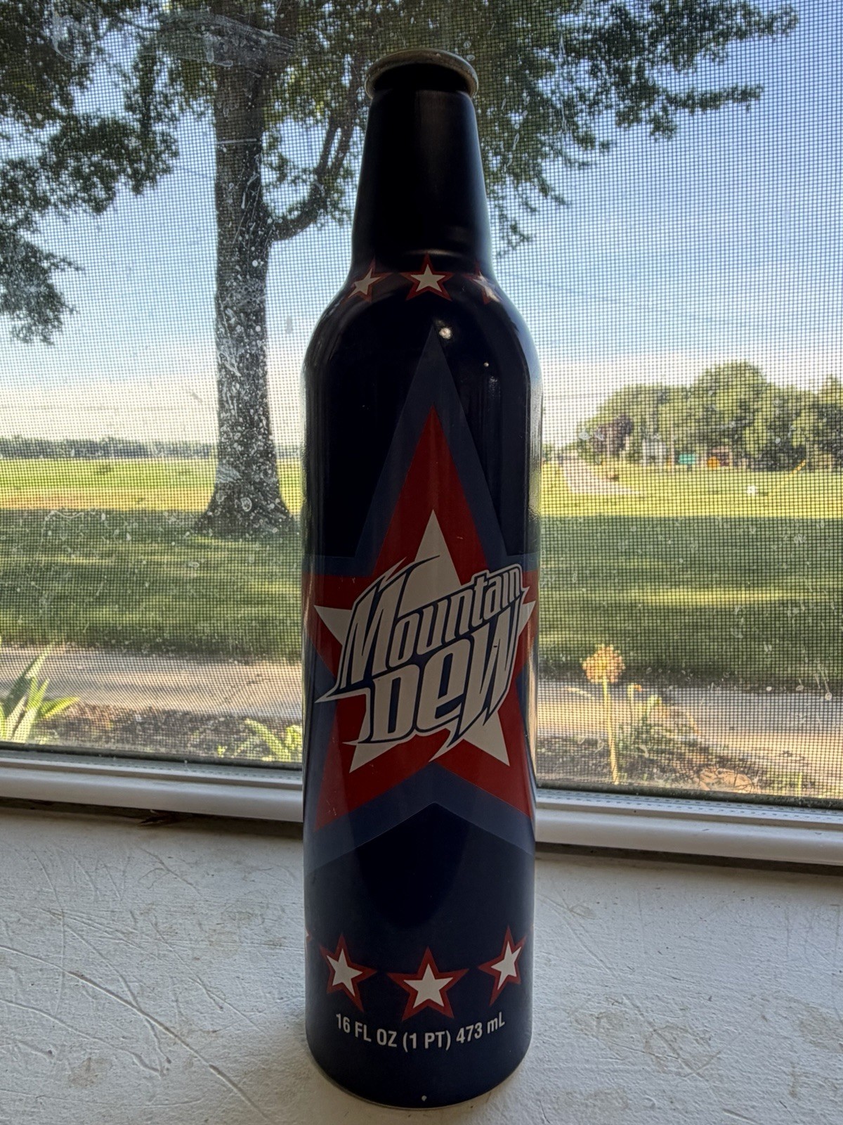 Mountain Dew Aluminum Bottle Art Patriotic Stars Collectible