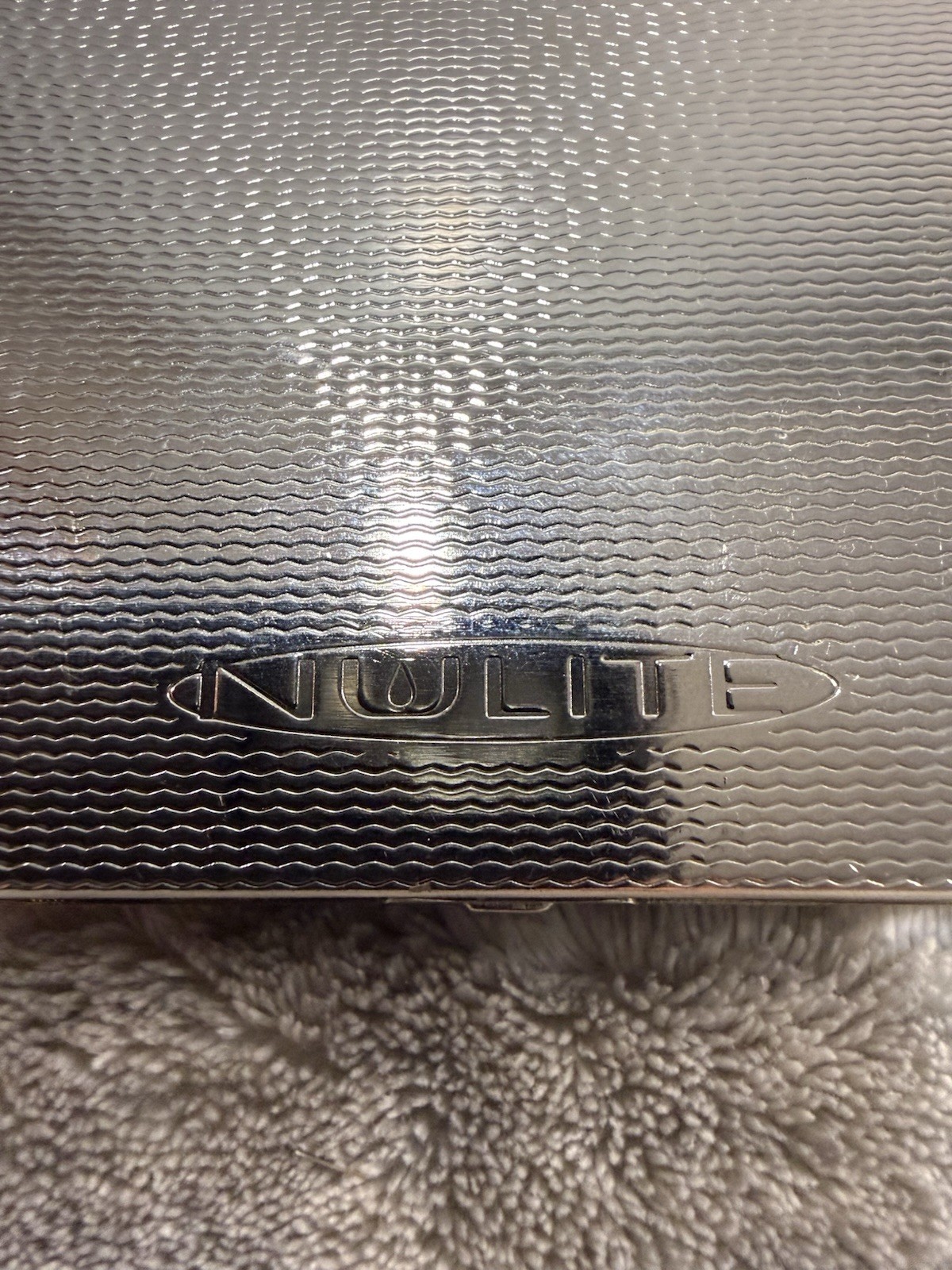 Nulite Automatic Cigarette Rolling Box Sun Moon Design Metal