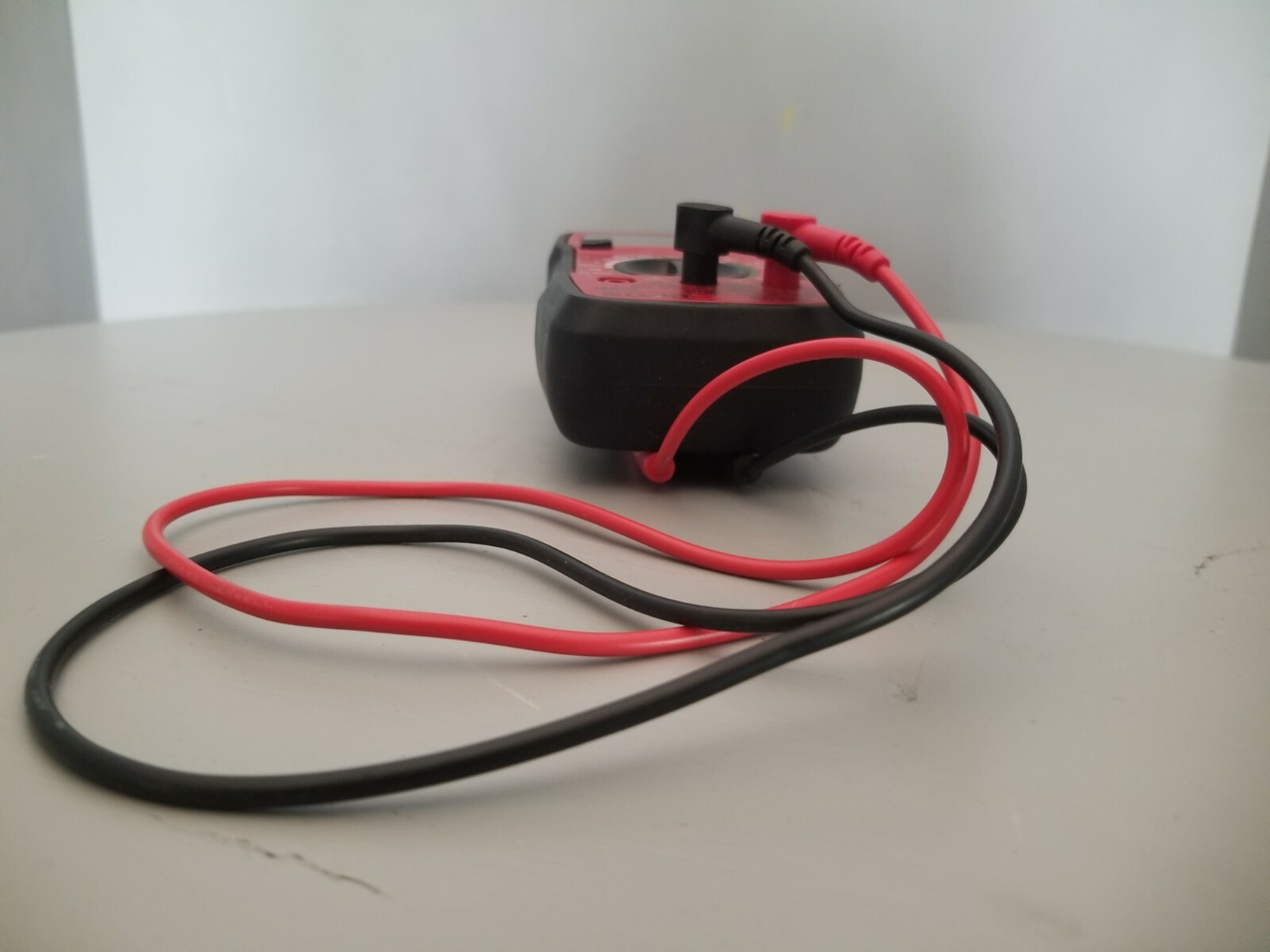 SDAR Digital Multimeter, SDT-830A