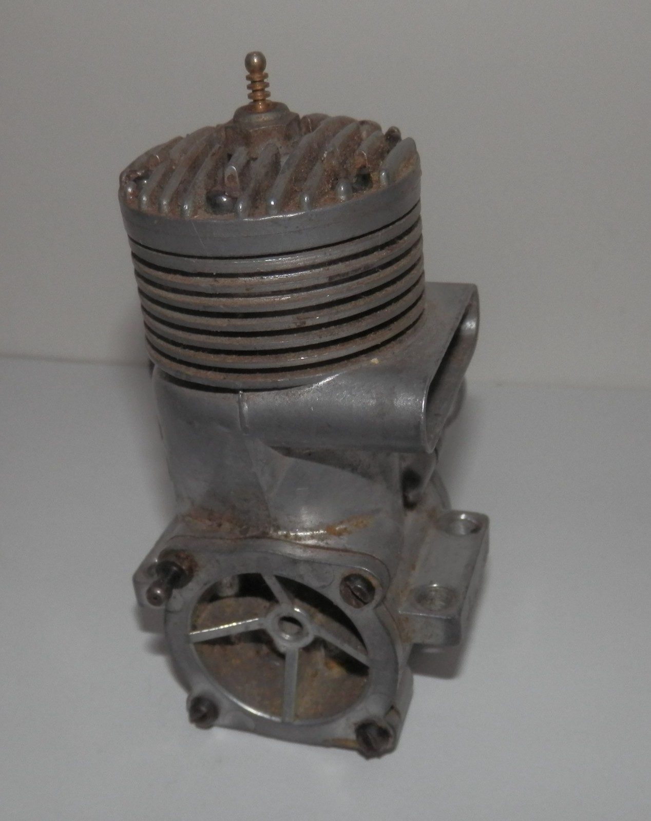 K&B 35 R/C Plane Engine - GOOD COMPRESSION