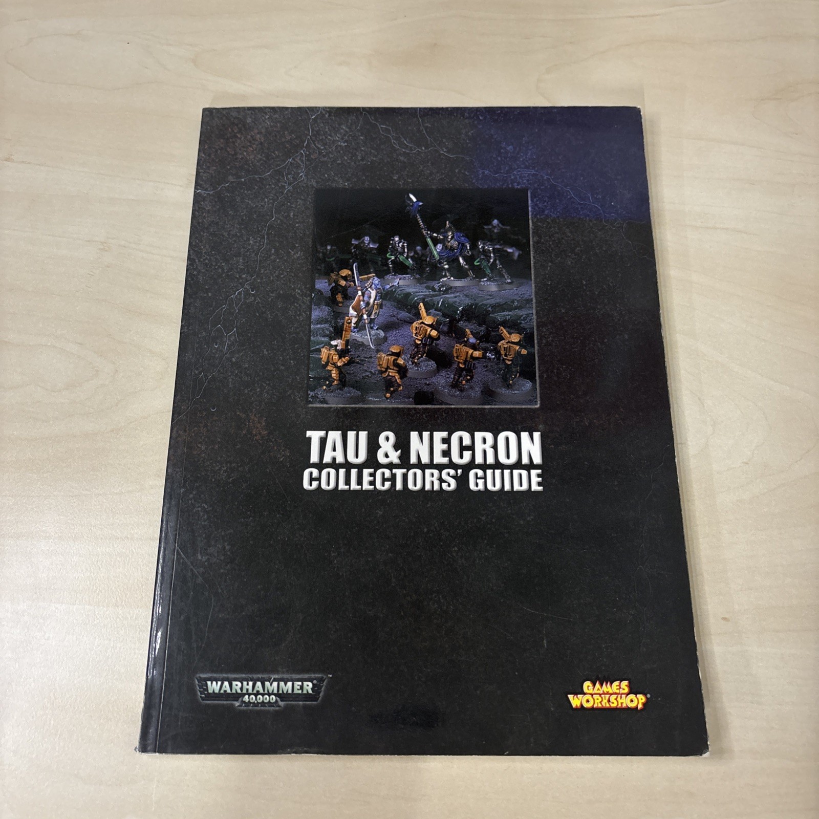 Warhammer  Tau & Necron Collectors Guide Book Good Condition