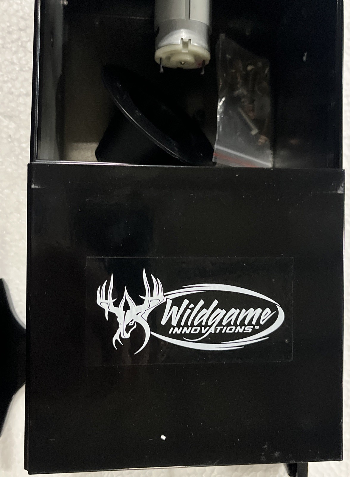 Wildgame Innovations Hanging Deer Feeder 6Volt Digital Power Control Unit LCD