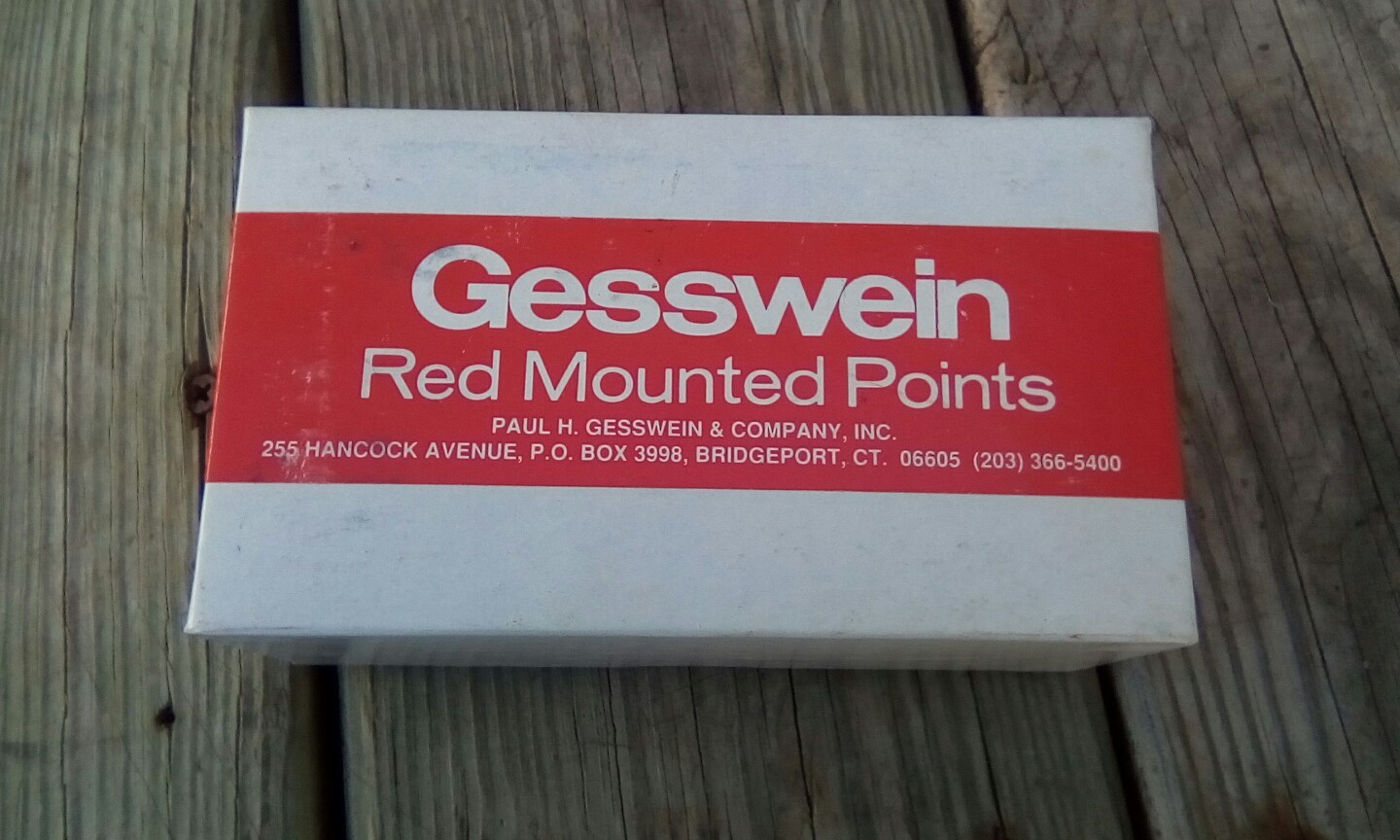 gesswein red mounted points, 3200140; 3/32 shank 72 pcs per box