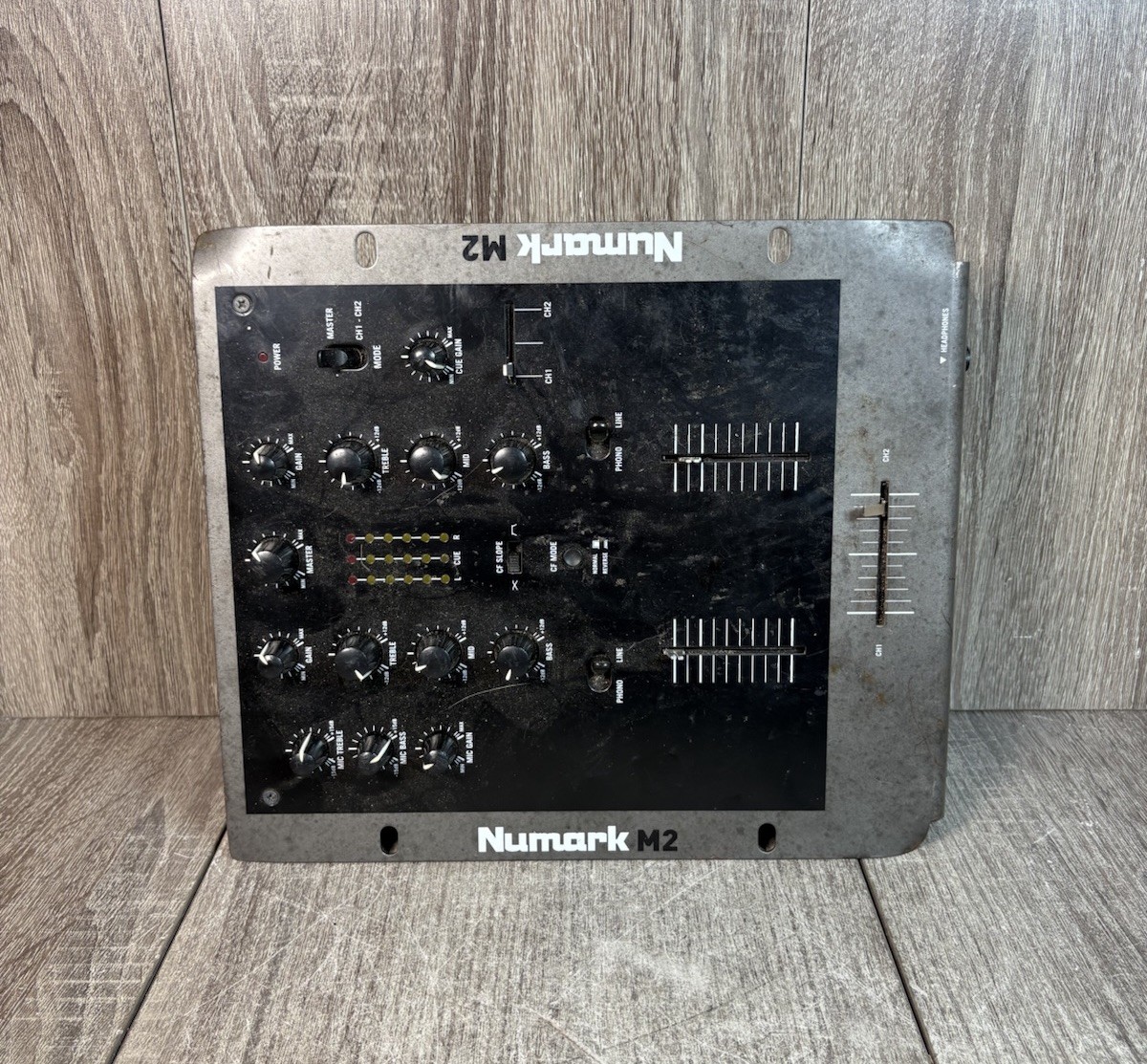 NUMARK M2 DJ MIXER - 2 CHANNEL SCRATCH MIXER - No Power Cable
