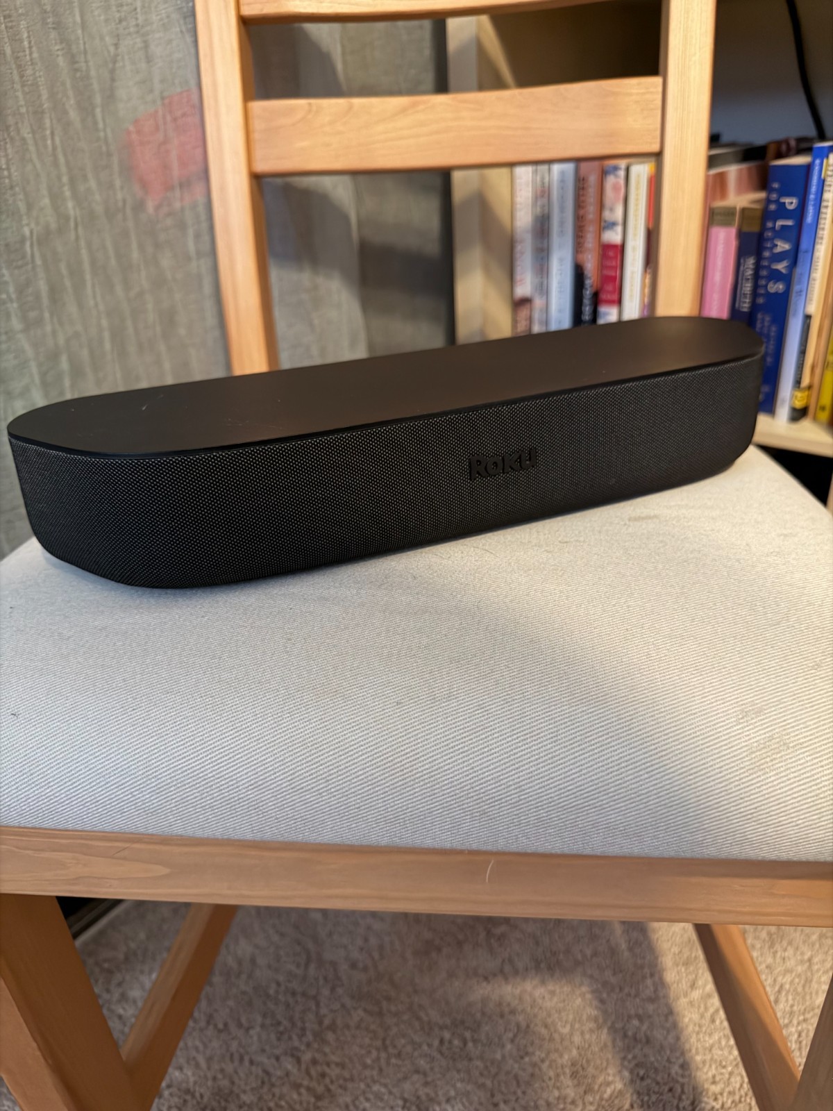 Roku Streambar 4K/HD/HDR Soundbar & Streaming Player - Complete w/ Remote