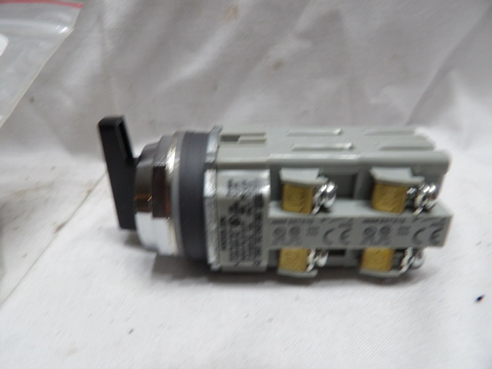 IDEC ASD2L22N Selector