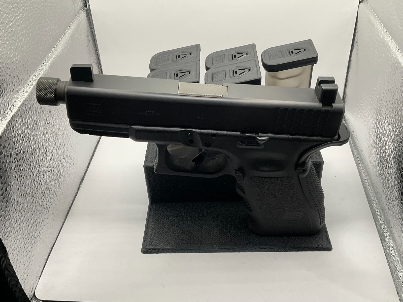 Stand fits Gl.ock & Clones G17 G19 G20 G21 G26 G27 G45 G17L G40 G24 G34 G35