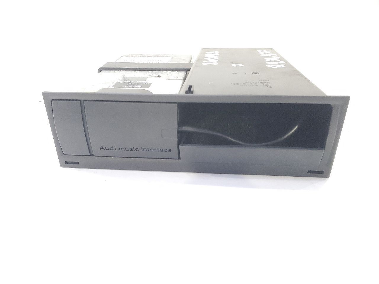 2007 Audi S8 OEM Multi Media Music Module 4E0035785B