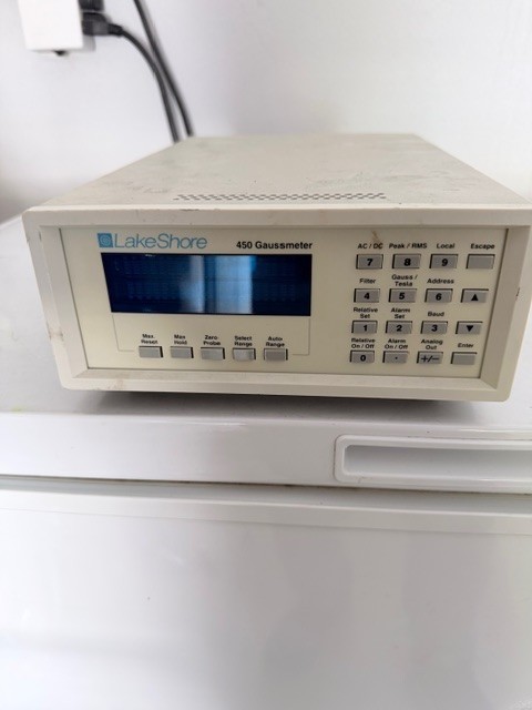 Lakeshore 450 Gaussmeter (Tested and working)