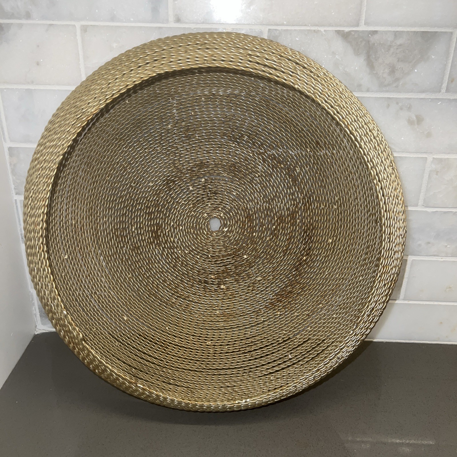 BEAUTIFUL Gold Tone Brass? Metal Basket 12” x 3.5”